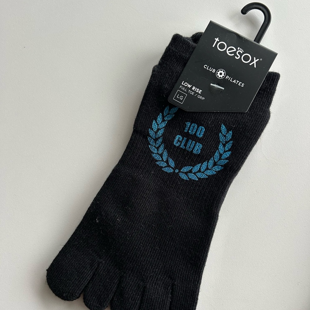 NWT Club Pilates 100 Club ToeSox - Large